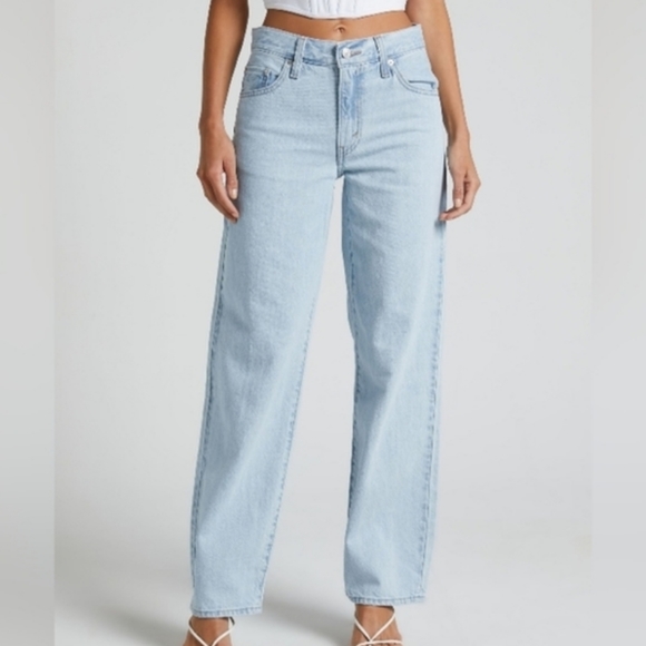 Levi's Denim - Levi's Baggy Dad Jeans in Light Sugar